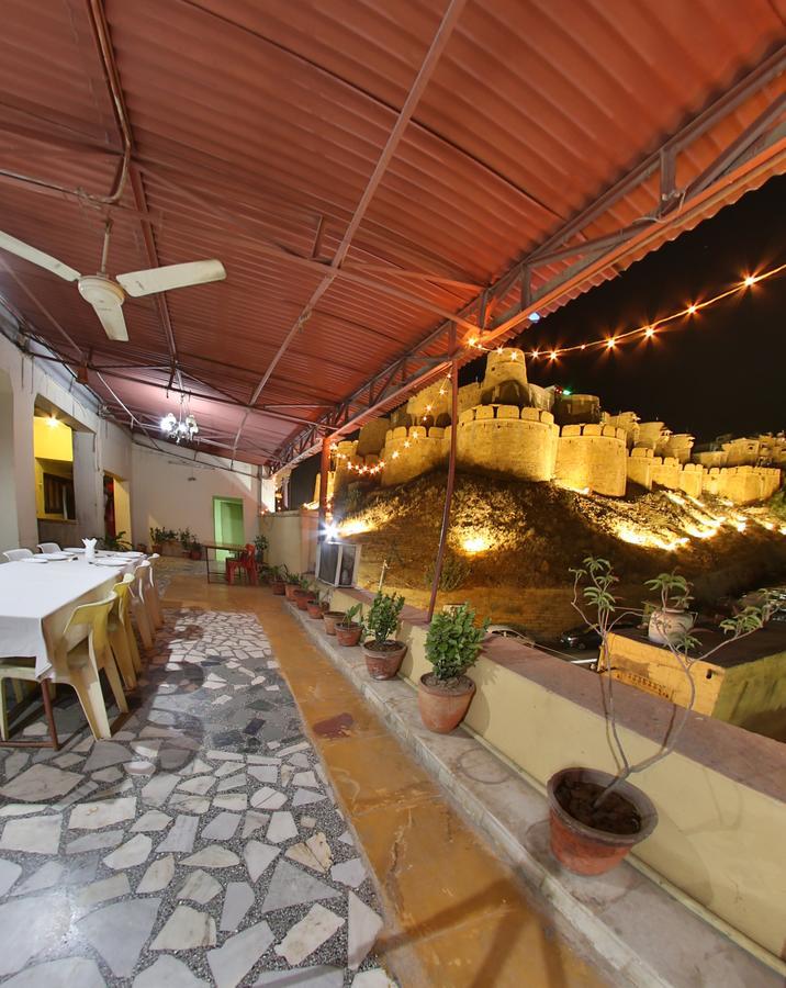 Hotel Vrinda Palace Jaisalmer Bagian luar foto